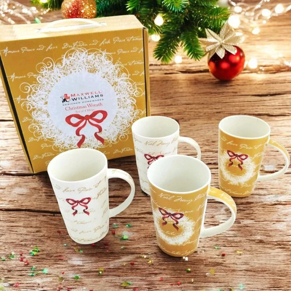 Maxwell Williams Christmas Wreath Mugs Box Set 4 Fine China Cups Coffee NEW - Picture 1 of 12